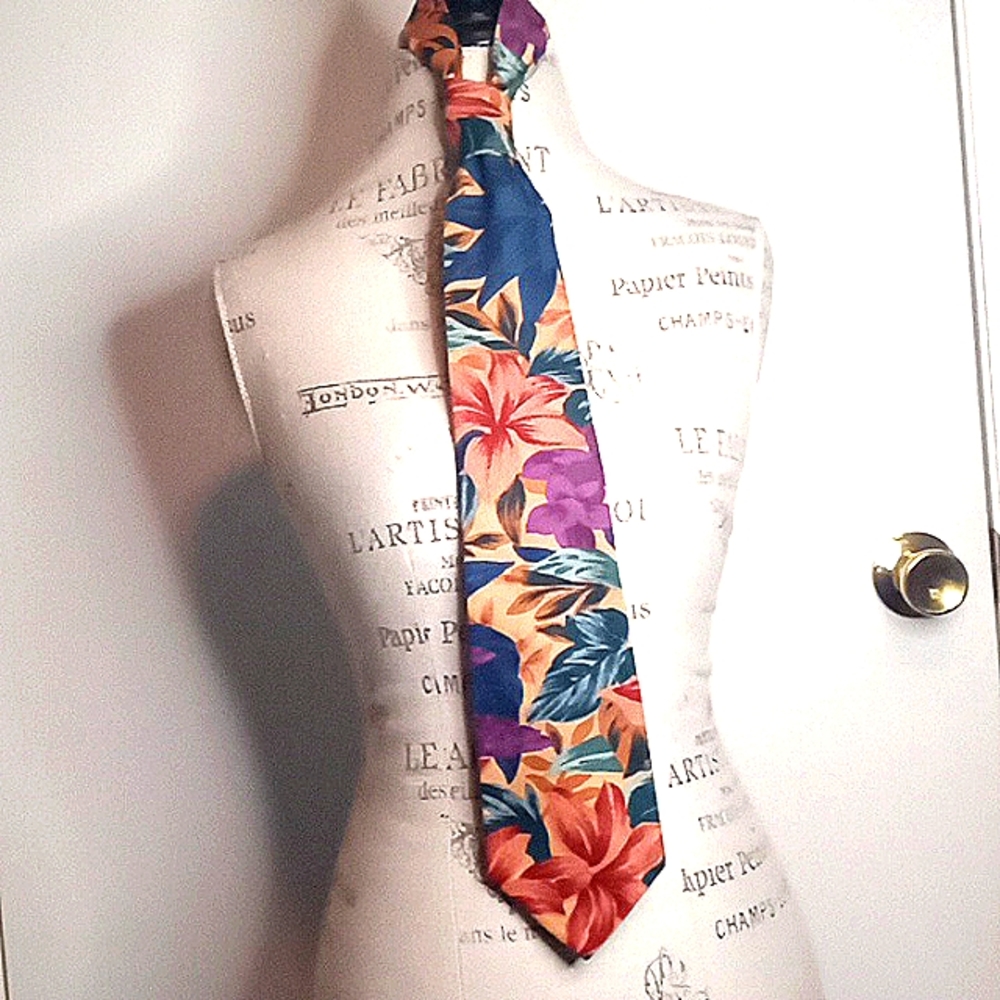 Vintage Rooster Tie